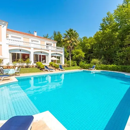 Sleeps 6 With Pool Air Con And Wifi * Hisaronu