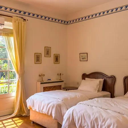 빌라 Sleeps 6 With Pool Air Con And Wifi